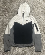 NIKE TECH FLEECE HOODIE -