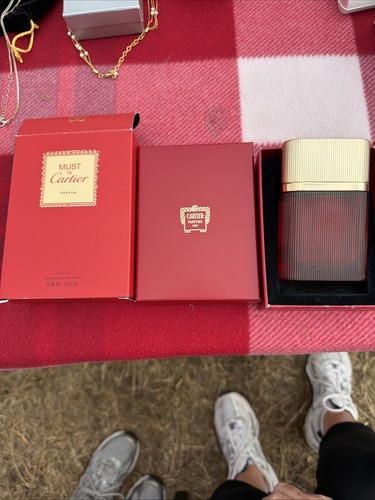 Must cartier empty - empty, perfume