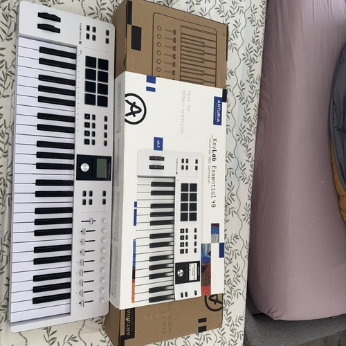 Arturia keylab essential - arturia,