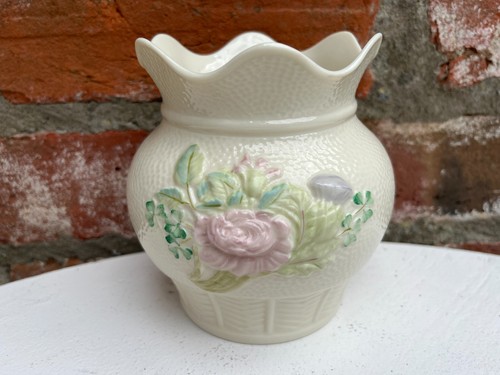 Vintage belleek vase - vintage,