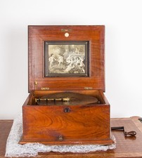 Antique Disc Music Box 11