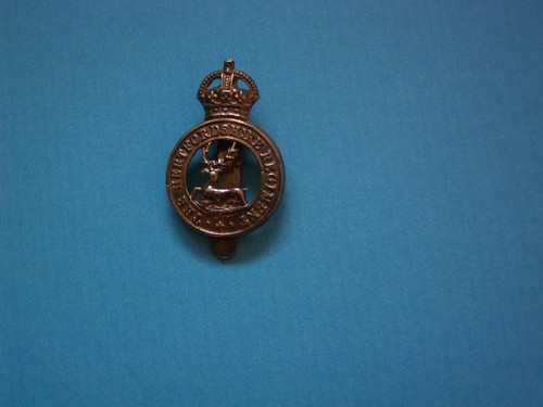 The hertfordshire regt cap - the,