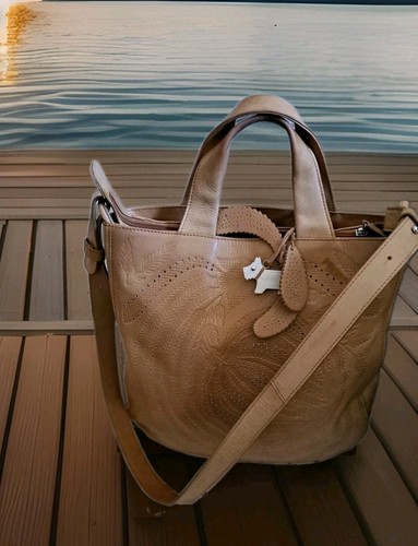 Beautiful authentic radley bag - radley,