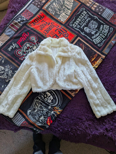 Ladies white faux fur - white,