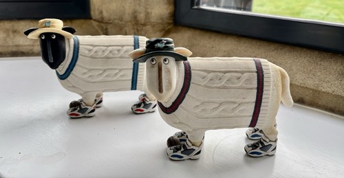 Enesco ewe sporting rams - me, rams-