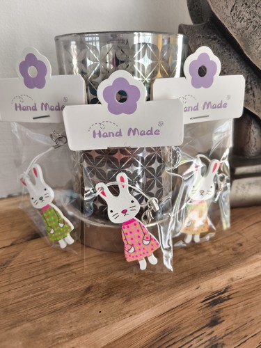 Wooden rabbit key - rabbit, x