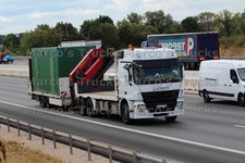 Truck Photo Mercedes-Benz