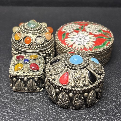 Vintage metal trinket - 4, x