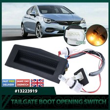 TAILGATE OPENING SWITCH BOOT