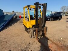 3.0 TON HYSTER DIESEL FORK LIFT  CONTAINER STUFFER TRIPLE MAST SIDE SHIFT ( VAT)