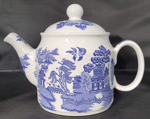 Large vintage sadler - sadler, willow