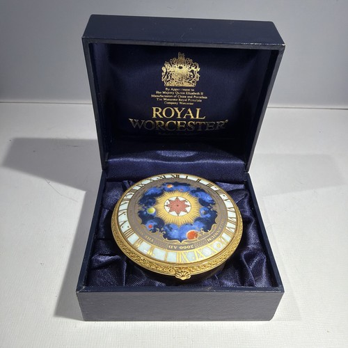 Royal worcester fine - worcester, bone