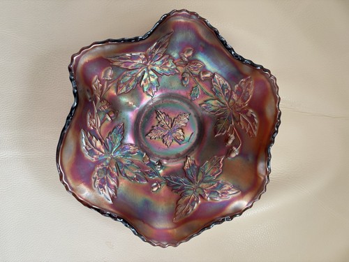 Fenton autumn acorns - acorns, carnival