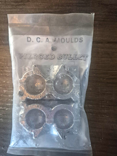 Moulds pierced bullet - pierced,