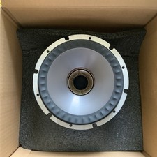 KEF Q900 8 Inch Speaker