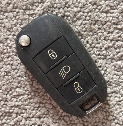 Genuine peugeot button - 3,