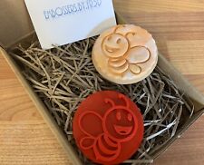 Bee Embosser Stamp Fondant