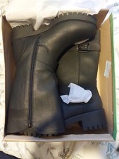 BNIB UK 8 Black Schuh Dragon Buckle Biker Boots Vegan Chunky Punk Goth Winter