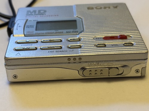 Sony r90 walkman - sony,