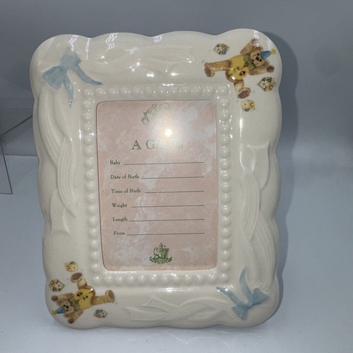 Belleek frame baby - frame, holds