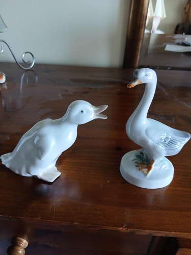 Ornaments figurines duck - figurines,,