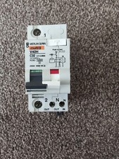 Merlin Gerin Multi 9 V40H C32