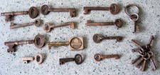 20 VINTAGE ANTIQUE