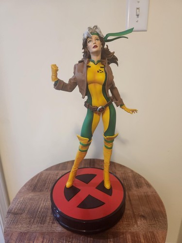Sideshow rogue exclusive - rogue,