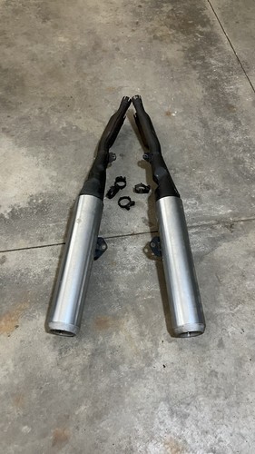 Suzuki gsx1100f exhaust - suzuki,