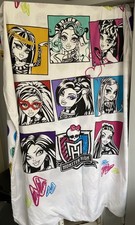 Monster High ? Single Bedding Set; Quilt Cover & Pillow Case (Mattel 2011)