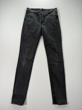 LEVI’S SLIGHT CURVE SKINNY