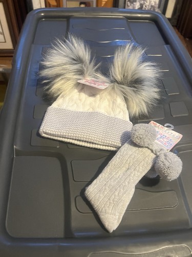 Baby cable knit bobble hat - bobble,