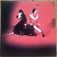 The White Stripes”Elephant