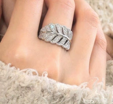 SPARKLING PAVE FEATHER LEAF