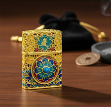 Luxury Carved Oriental Gold