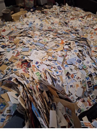 Worldwide mixed postage - postage, stamps