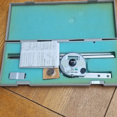 Mitutoyo protractor