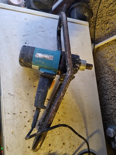 Makita ut120 110v plaster - makita,