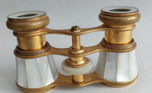 Antique mother pearl - antique, opera