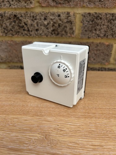Dual cylinder thermostat - cylinder,