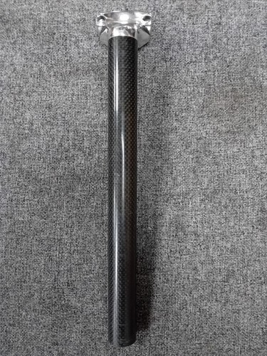 Used carbon seatpost - used,