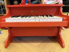 Toy Piano Wood Function Well