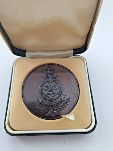 Kings regiment commemorative - kings,