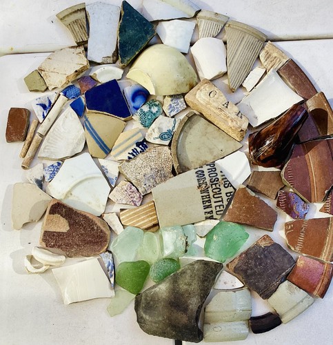 Mudlarking pottery finds - mudlarking, lots