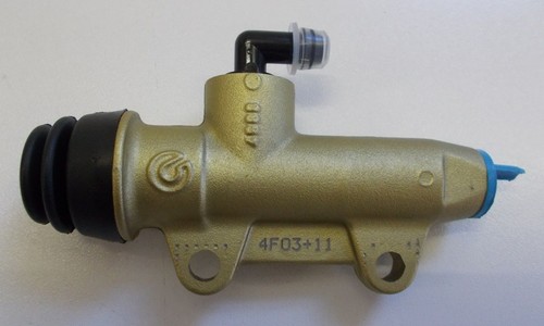10477651 rear brake pump - rear,