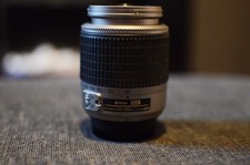 Nikon AF-S DX 55-200mm f/4-5.6 Zoom Lens + Rear Cap and Jessops Carry Case