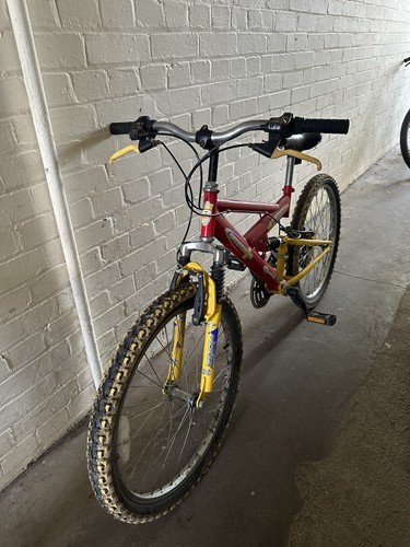 Apollo 26in mountain bike - 26in,