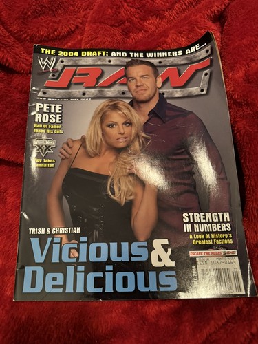 Wwf wwe raw - magazine, 2004