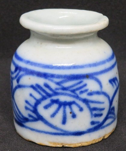 Chinese export blue white