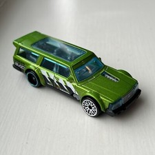 Hot Wheels Volvo 240 Drift Wagon Green 245/250 HW Slammed Series 
